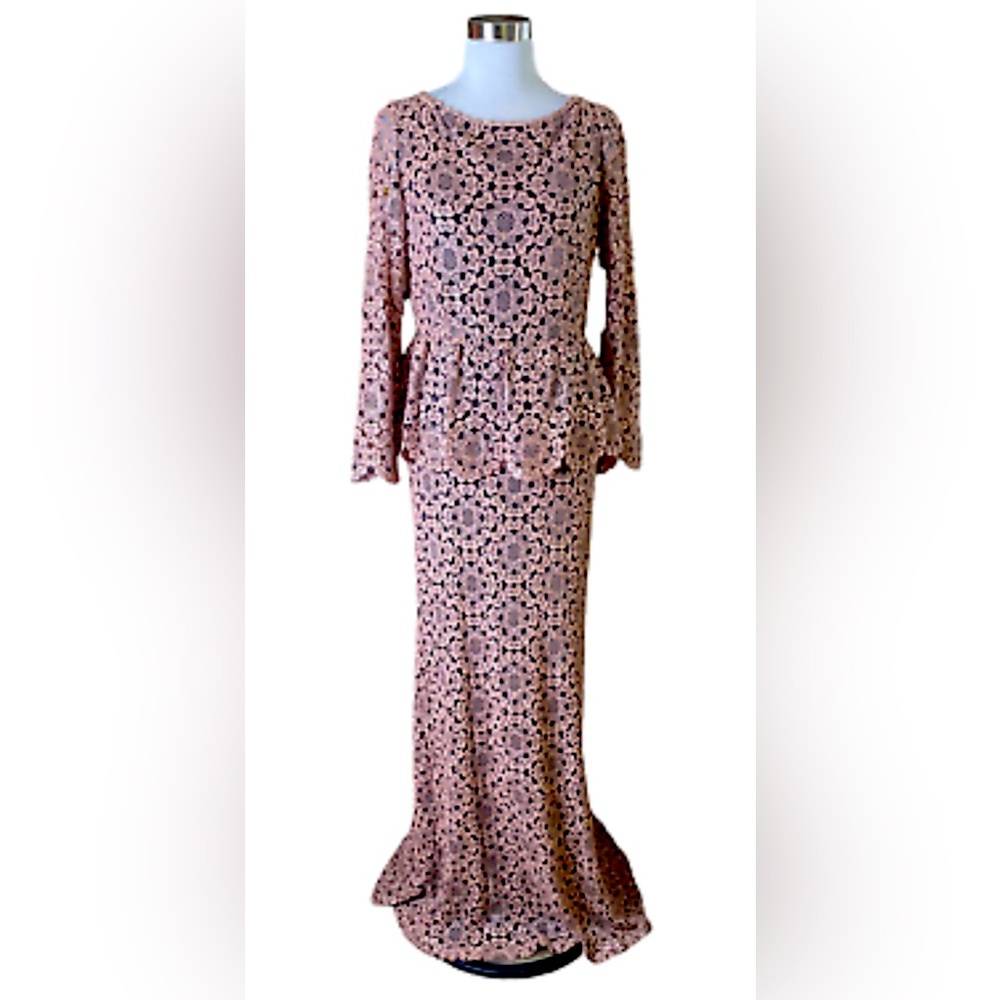 Alice & Olivia Stacey Bendet Regina Lace Peplum Gown Size 2 cocktail dress